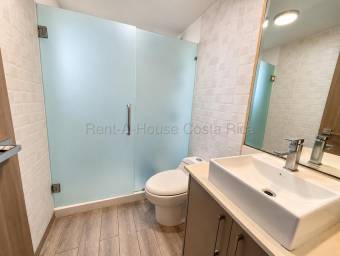 Se vende apartamento en Pavas San José 27-1060