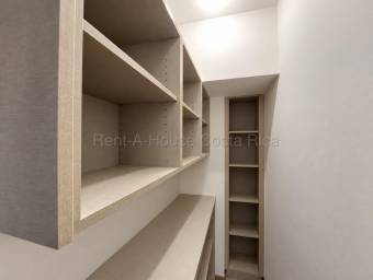 Se vende apartamento en Pavas San José 27-1060