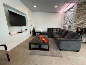 Se vende casa en San Rafael Montes de Oca 26-356