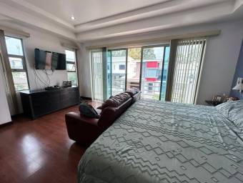 Se vende casa en San Rafael Montes de Oca 26-356