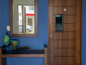 Se vende casa en San Rafael Montes de Oca 26-356