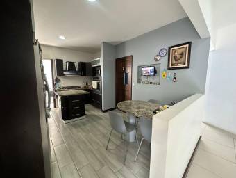 Se vende casa en San Rafael Montes de Oca 26-356
