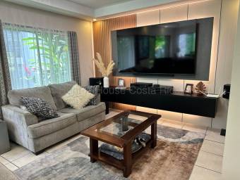 Se vende casa en La Ribera Belén 27-808 Se vende casa en La Ribera Belén 27-808