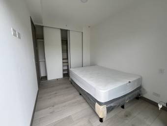 Alquiler de apartamento de 1 habitación con línea blanca y amenidades #26-863 GS