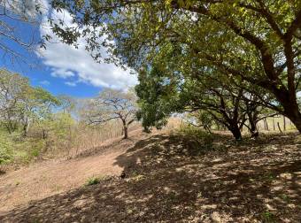 Lote en Playa Grande con agua
