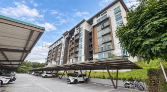 Venta de apartamento con línea blanca y 2 parqueos en Escazú #27-94 GS