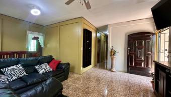 VENTA DE CASA DE 4 HABITACIONES CON ARBOLES FRUTALES EN EL HOYON, PEREZ ZELEDON