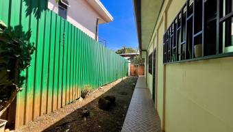 VENTA DE CASA DE 4 HABITACIONES CON ARBOLES FRUTALES EN EL HOYON, PEREZ ZELEDON