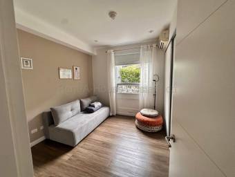 Venta de apartamento con inquilino y contrato vigente en Escazú #27-53 GS
