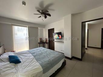 Venta de apartamento esquinero con amplias amenidades y 2 parqueos #27-1055 GS