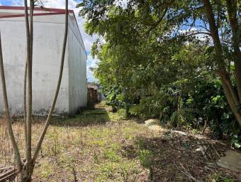 Se vende lote Santo Tomas Santo Domingo 27-1081