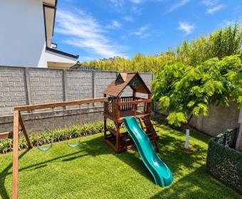 Lote plano de 174 m2 a la venta en condominio Acacia en Alajuela Lote plano de 174 m2 a la venta en condominio Acacia en Alajuela