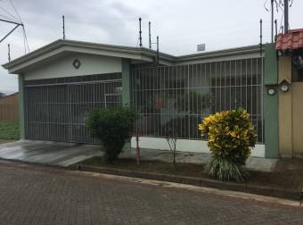 Venta casa de oportunidad El Roble Alajuela $140.000 (AV-3711)