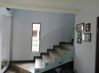 Venta de Casa en Alajuela. 21-54a