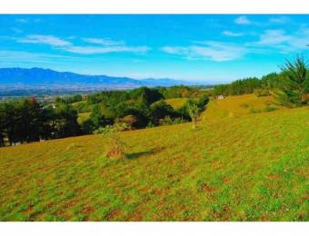 V#16 Lote con vista en Venta / Heredia.