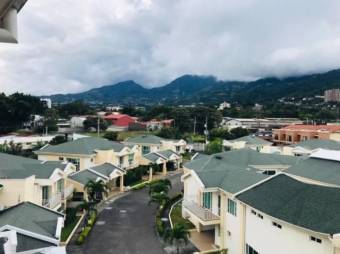 Alquiler de Apartamento en Guachipelín, Escazú.21-398a