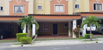 Venta de Casa en La Unión, Cartago. 21-389a