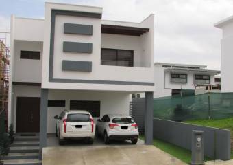 Venta de Casa en Curridabat.21-388a