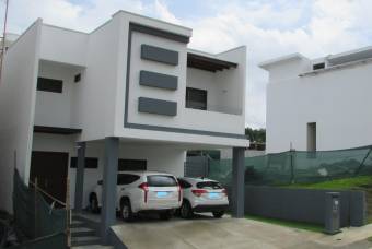 Venta de Casa en Curridabat.21-388a