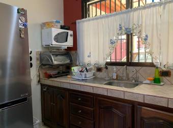 Venta de Casa en Desamparados. 21-133a