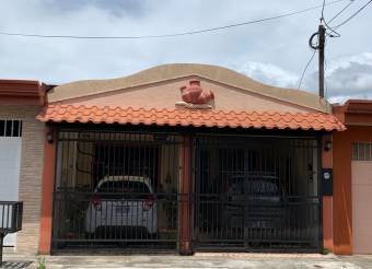 Venta de Casa en Desamparados. 21-133a