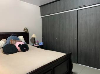 Venta de Casa en San Rafael de Alajuela. 21-65a