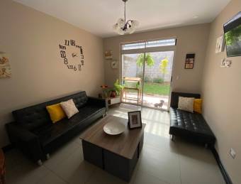 Venta de Casa en San Rafael de Alajuela. 21-65a