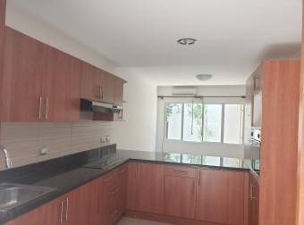 Venta de Casa en Escazú Centro.20-1037a