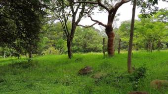 Estupendo terreno con ubicación inmejorable en Alajuela. #20-1137