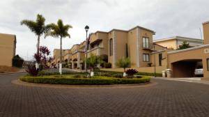 RAH OFC #20-845 casa en venta en Cartago 