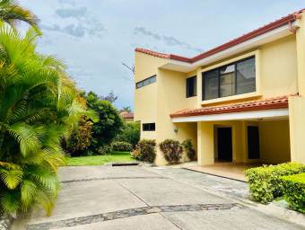 RAH OFC #21-289 casa en venta en San Rafael Escazu