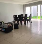 Venta de Apartamento en San Rafael de Escazú. 21-383a