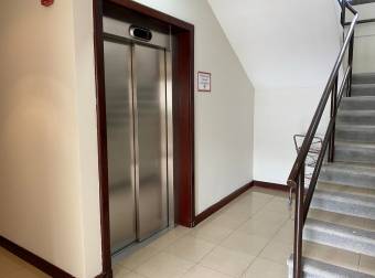 Venta de Apartamento en Santa Ana. 20-2142a