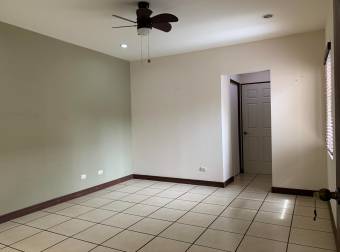 Venta de Casa en Alajuela Centro. 20-1756a