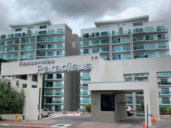 Paradisus,2 habitaciones,2 baños,2 parqueos, PISCINA