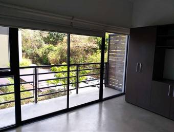 RAH OFC #20-242 casa en venta en Brasil de Santa Ana