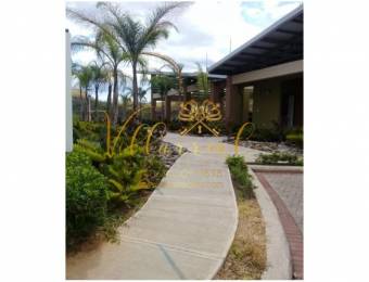 V#48 Acogedora Casa en Venta/Guácima-Alajuela