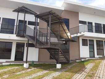 se alquila espacioso apartamento en Pozos de Santa Ana 21-451