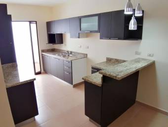 Se vende espaciosa casa  a estrenar en Cartago tres rios 21-1601