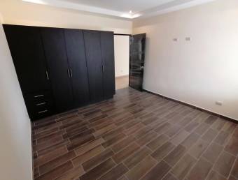 Se vende espaciosa casa  a estrenar en Cartago tres rios 21-1601