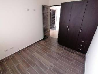 Se vende espaciosa casa  a estrenar en Cartago tres rios 21-1601