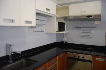 Moderno  Apartamento en Venta.  SantaAna    CG-20-1645