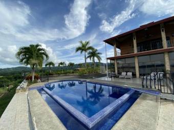 MLS-22-879 VENTA CASA PLAYA NARANJO PUNTARENAS 