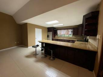 MLS-22-972 VENTA CASA SAN PEDRO SAN RAMÓN 