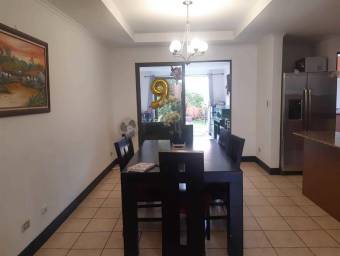 Moderna casa en Venta.   LaUnionSanJuan      CG-22-92