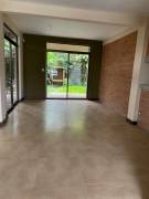 Venta de casa ubicada en Heredia, Barreal, Ulloa