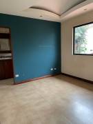 Venta de casa ubicada en Heredia, Barreal, Ulloa