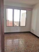 Se vende casa en CONDOMINIO SANTA FE     CEDO DEUDA  