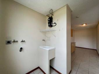 Apartamento en Venta en San Rafael de Alajuela. RAH 23-936