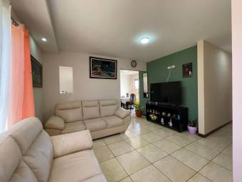 Casa en Venta en Grecia, Alajuela. RAH 23-323